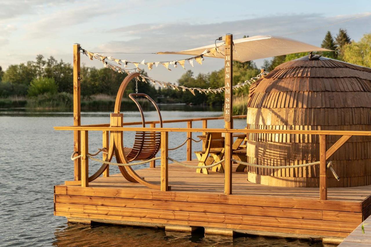 Lieblingsplatz Parey - Schwimmendes Iglu Hotel Luaran gambar